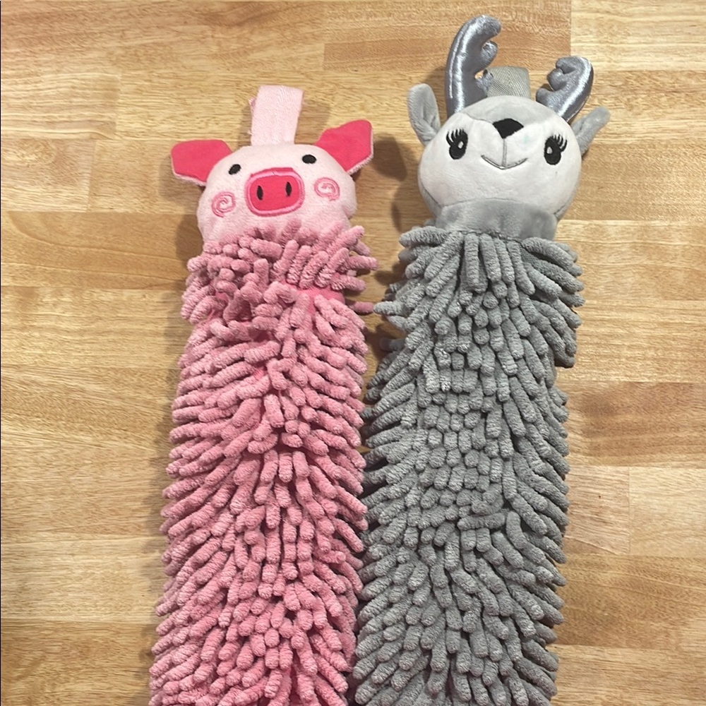 Norwex Plush Pig and Deer Kids Chenille Hand Towels - Set of 2